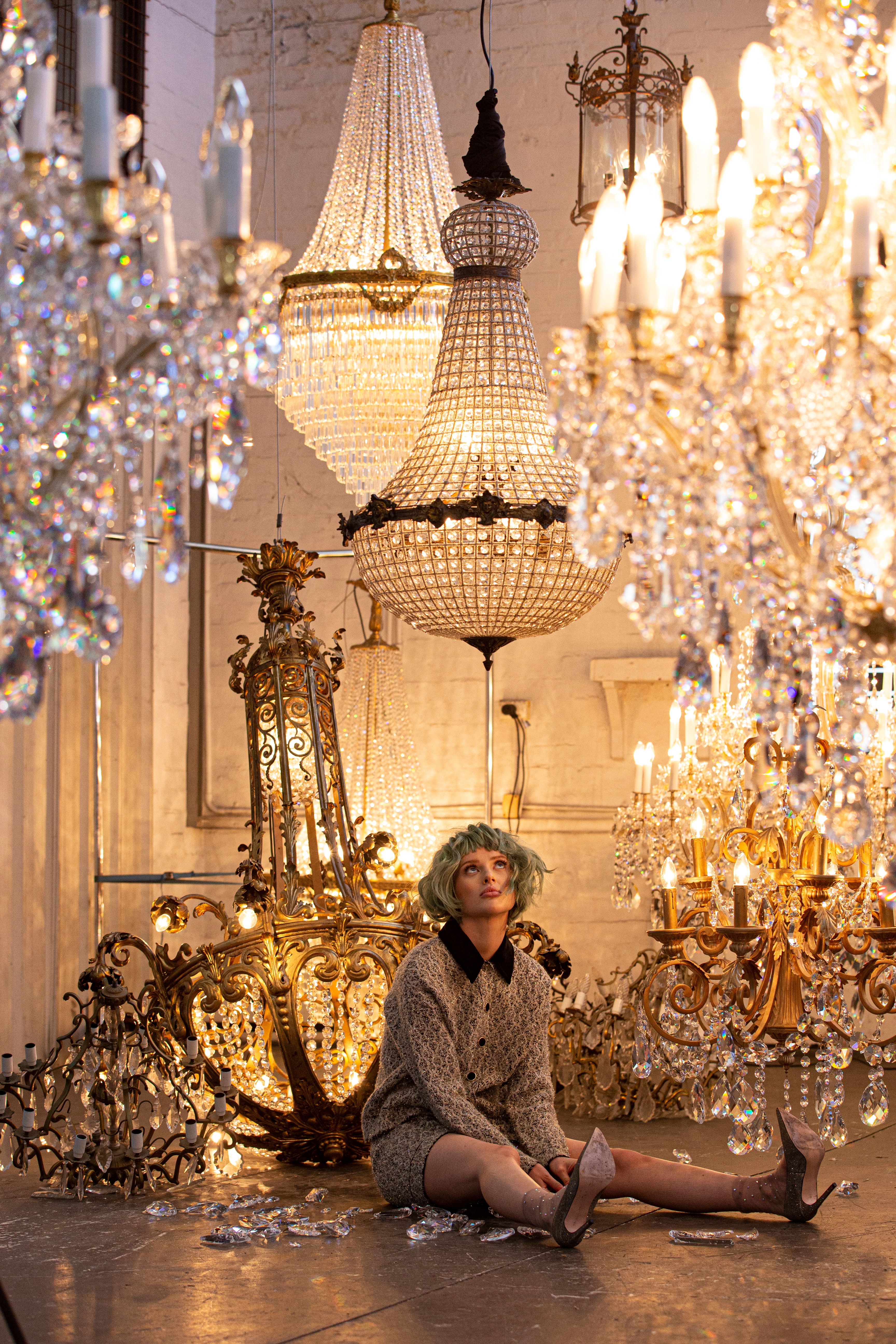 Luxury crystal chandelier hire for Sydney events, Chandeliers to Die For