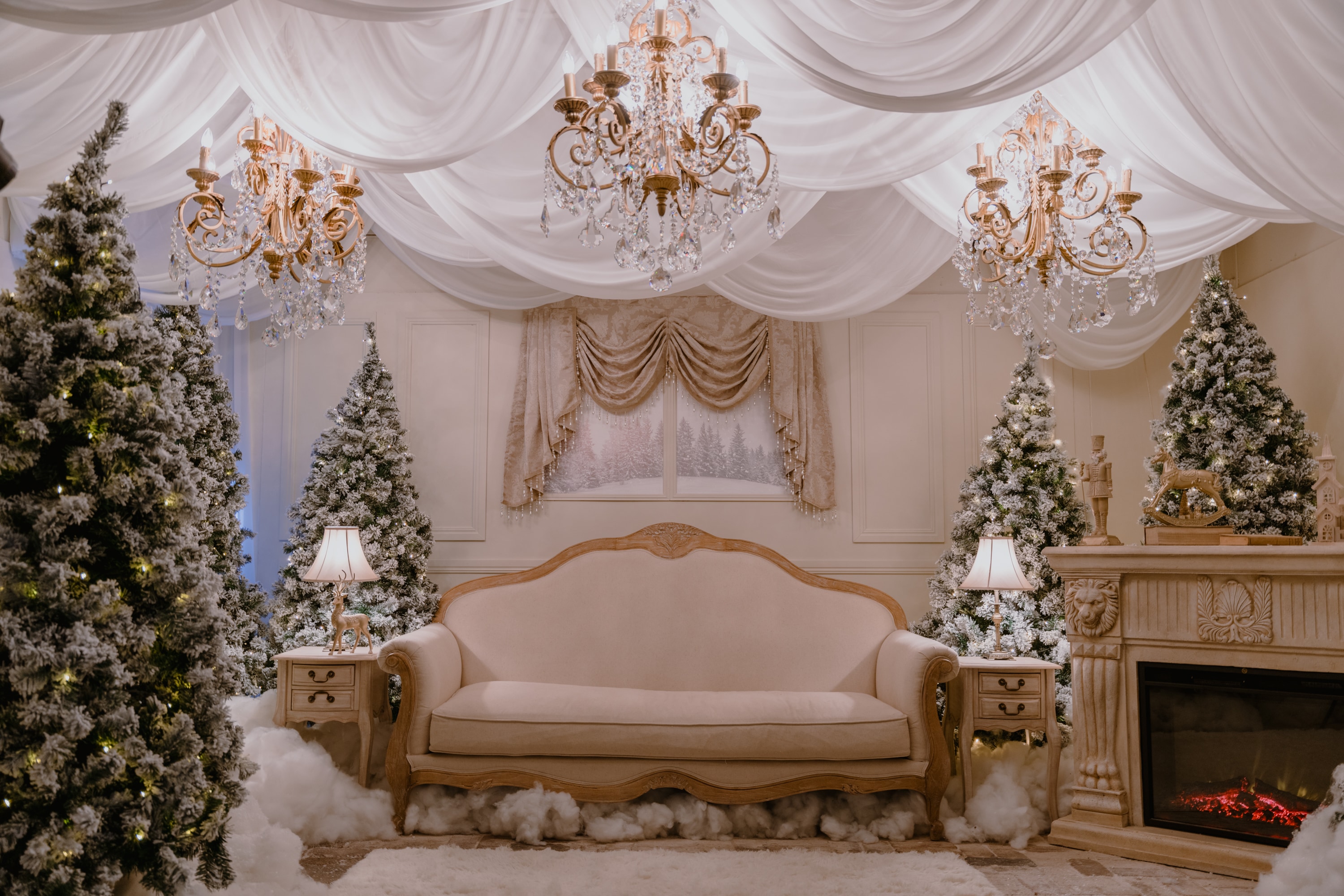 The Amelias chandelier hire Sydney, gold frame elongated crystal strand chandeliers for weddings and receptions